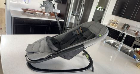 Baby  bouncer