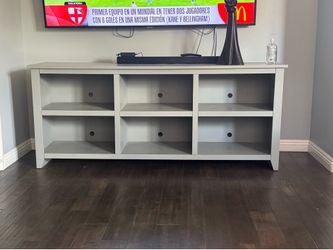 Tv console