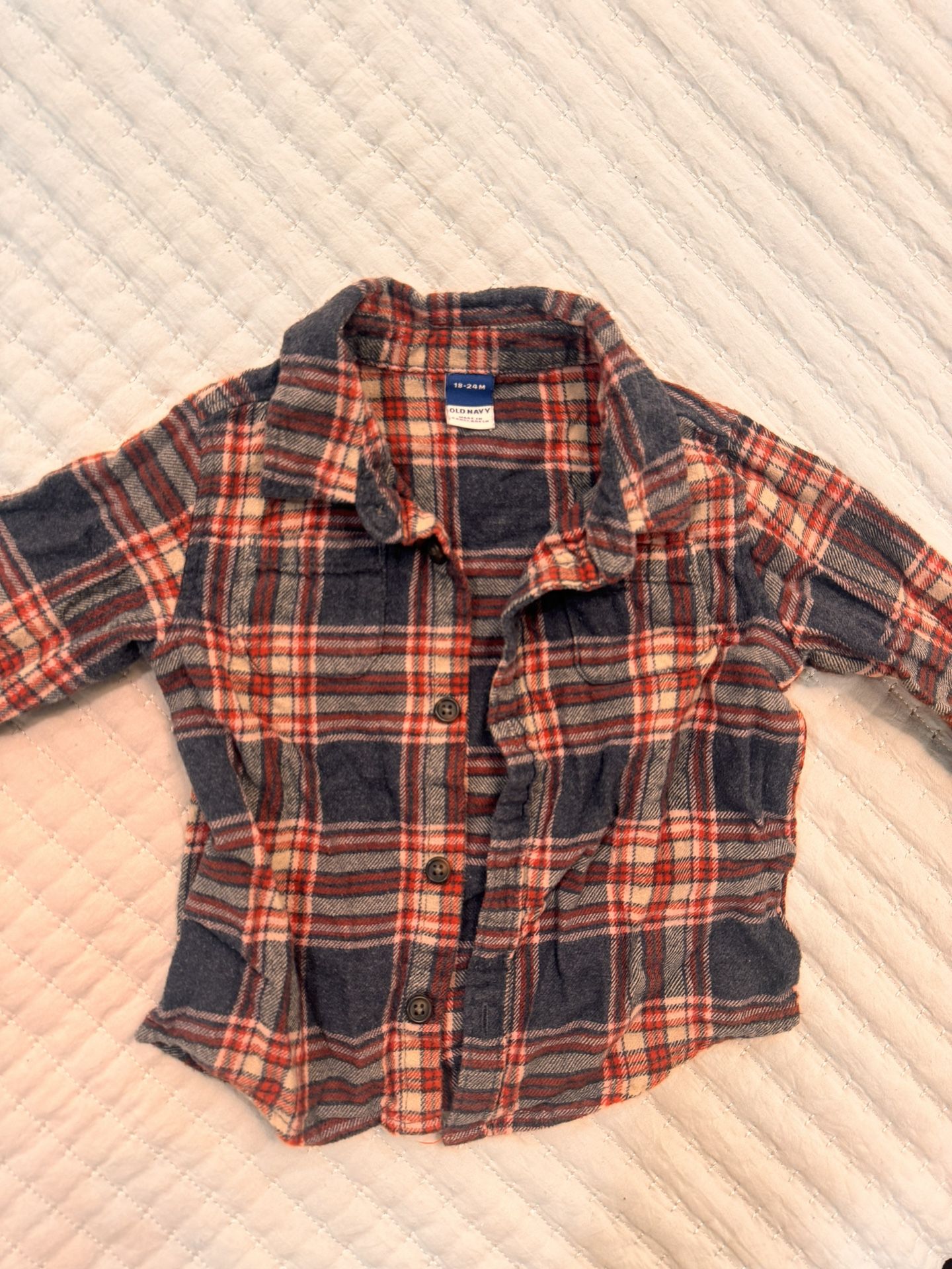 Old Navy Plaid Shirt And Knitted Sweater 