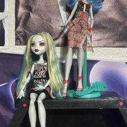 Monster High Dolls (Ghoulia and Lagoona)