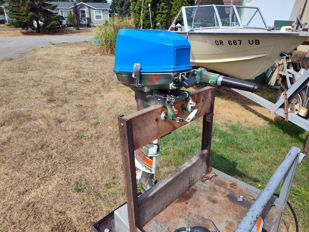 Outboard Motor 