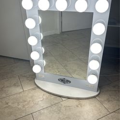 Vanity Mirror