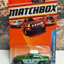 Matchbox 06 Ford Crown Victoria 