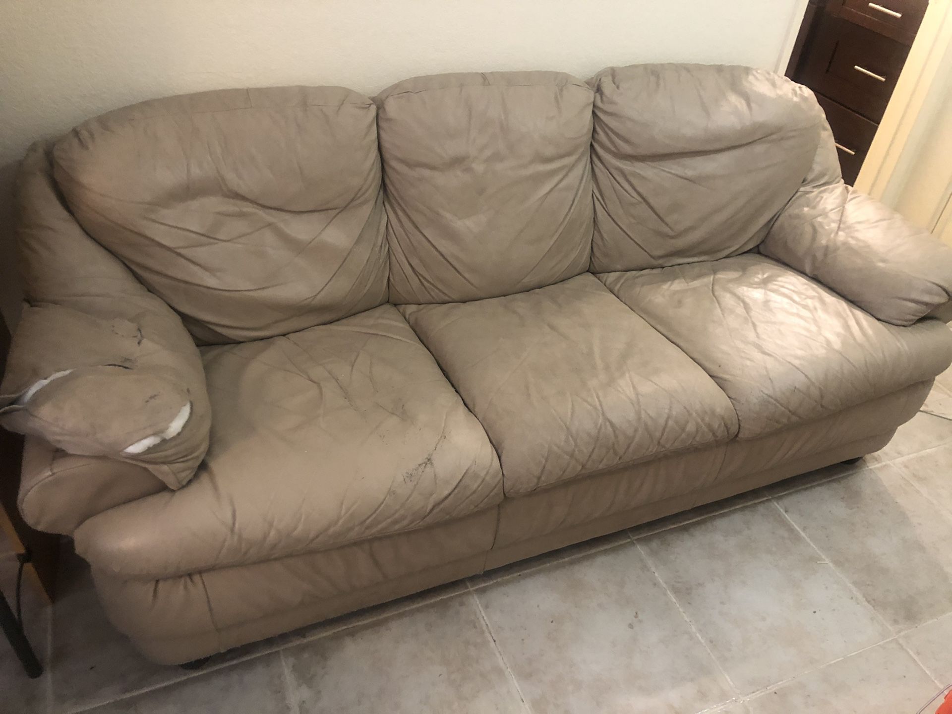 Free sofa couch