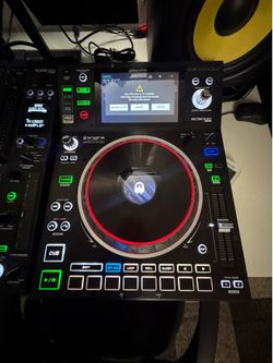 Dj mix and players