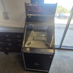 Money Arcade Machine $350