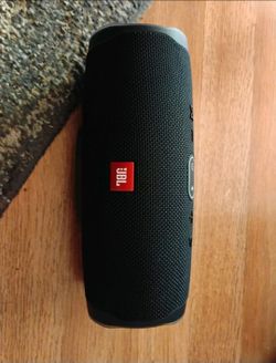 JBL CHARGE4 WATERPROOF SPEAKER