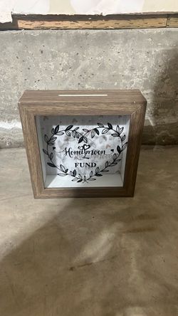 Honeymoon Fund Decoration