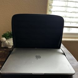 Apple Macbook 13 pro 2020 