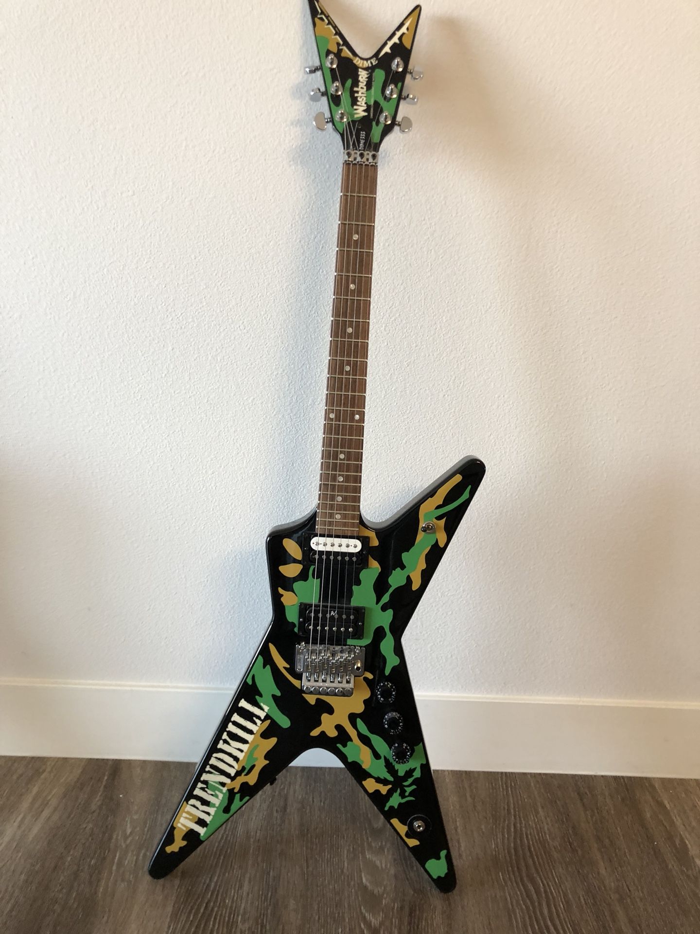 Washburn Dimebag Darrell Trendkill (1 of 200)