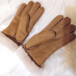 UGG Woman's Turn Cuff Gloves 