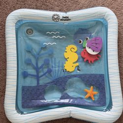 baby water mat & toy