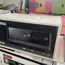 Yamaha TSR-700 Receiver