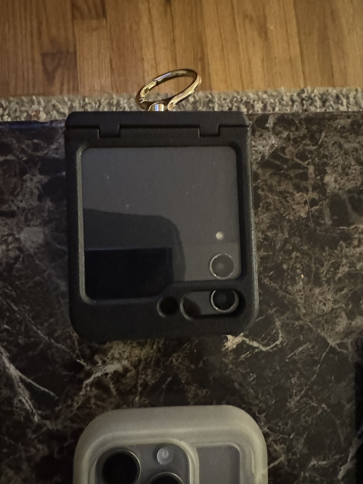 Unlocked!!! iPhone 15 Pro iPhone 15 Pro Max Samsung Fold 5 And Ultra Apple Watch 