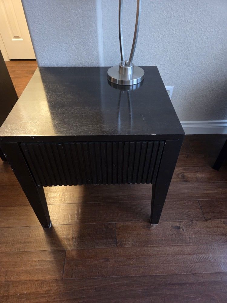 2 End Tables