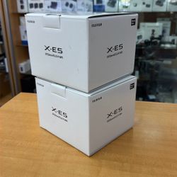FUJIFILM X-E5 Mirrorless Camera with XF 23mm f/2.8 Lens (Black)