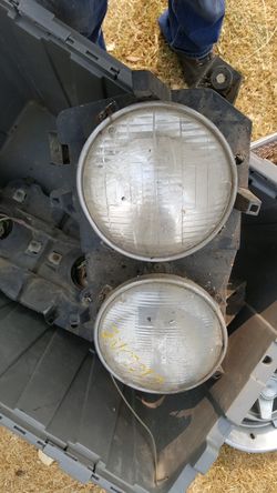 Chevelle dual headlight assemblies and mounting panels
