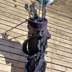 Full Set Of Golf Clubs And Golf Bag