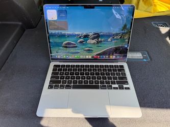 Apple MacBook Air M2