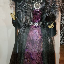 Witch 42 Inches /106cm  Tall