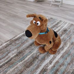 Vintage "Scooby Doo" Sitting Plush