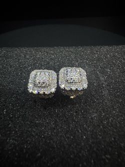 NEW- SOLID  925 sterling silver Square Halo Stud Earrings  with Moissanite