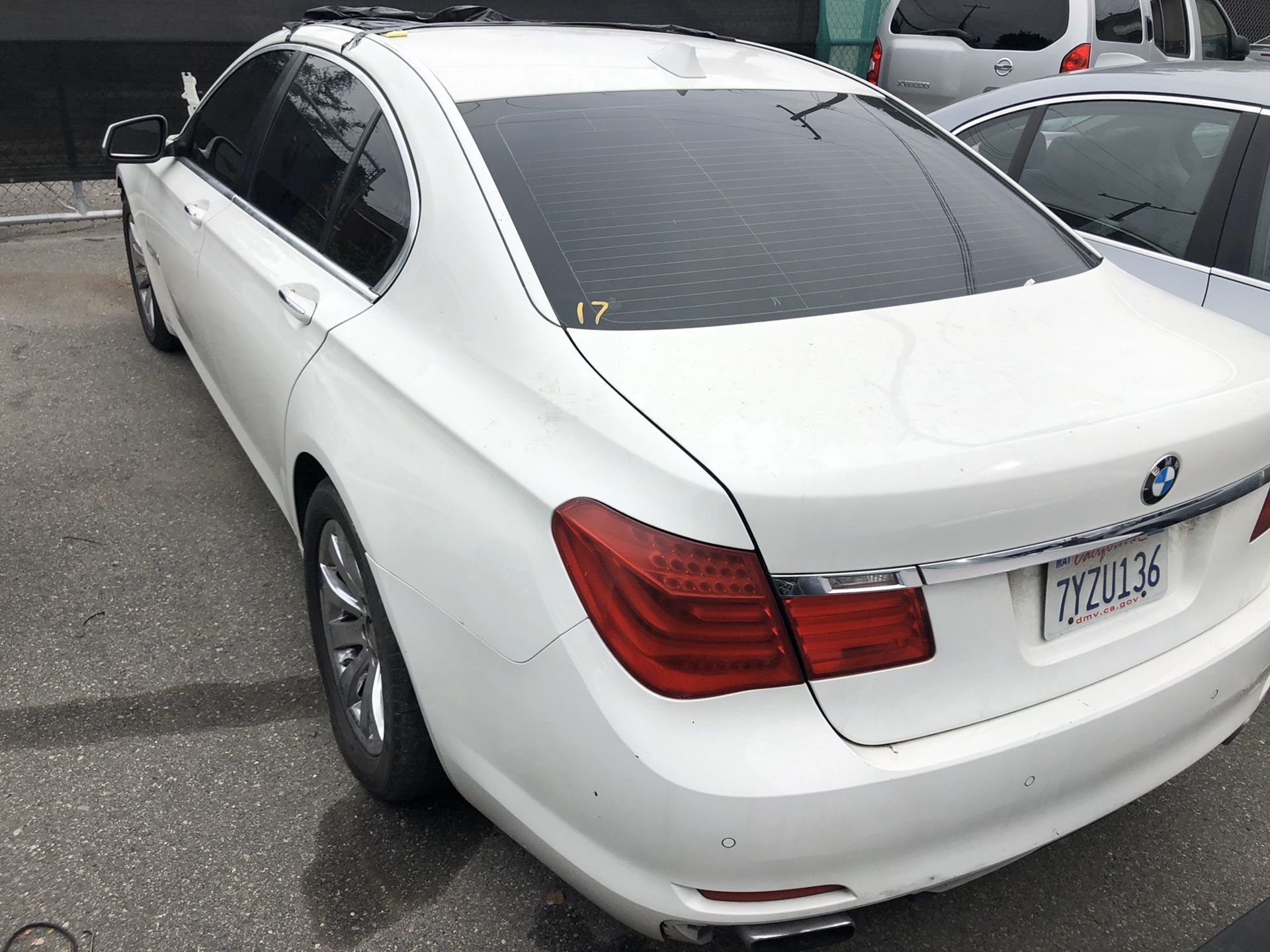 2009 BMW 750i parting out