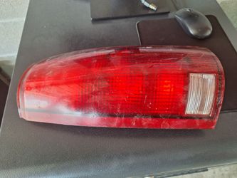 Rear Tail Light  GM 1(contact info removed) Chevrolet Silverado GMC Suburban