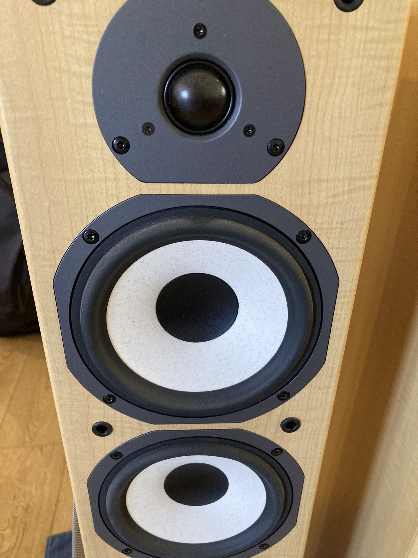 Set of Tannoy Mercury Mx4 and center MxC speakers light maple for