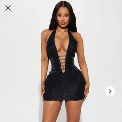 Fashion Nova dress 