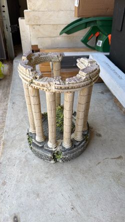 Aquarium decor free