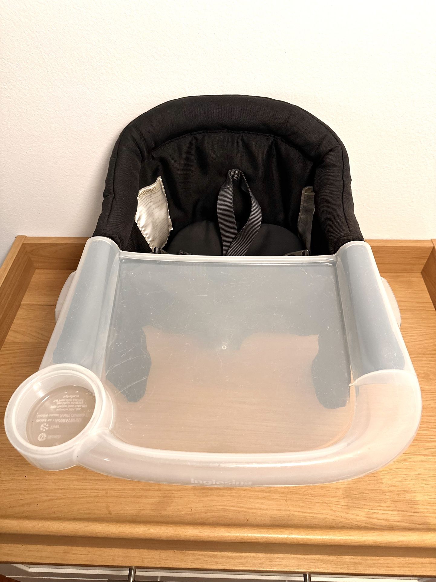 Inglesina Fast Table + Dining Tray. Portable Baby High Chair
