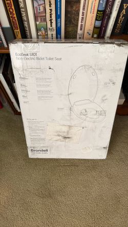 Brodell Eco Seat S10 Non Electric Bidet Toilet Seat. 