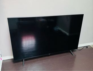 Free LG TV for parts ( screen is broken from inside)