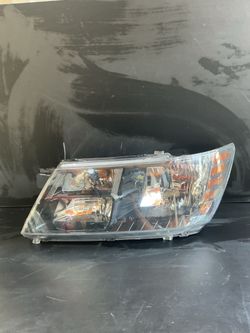 2009 - 2020 DODGE JOURNEY - LEFT HEADLIGHT OEM
