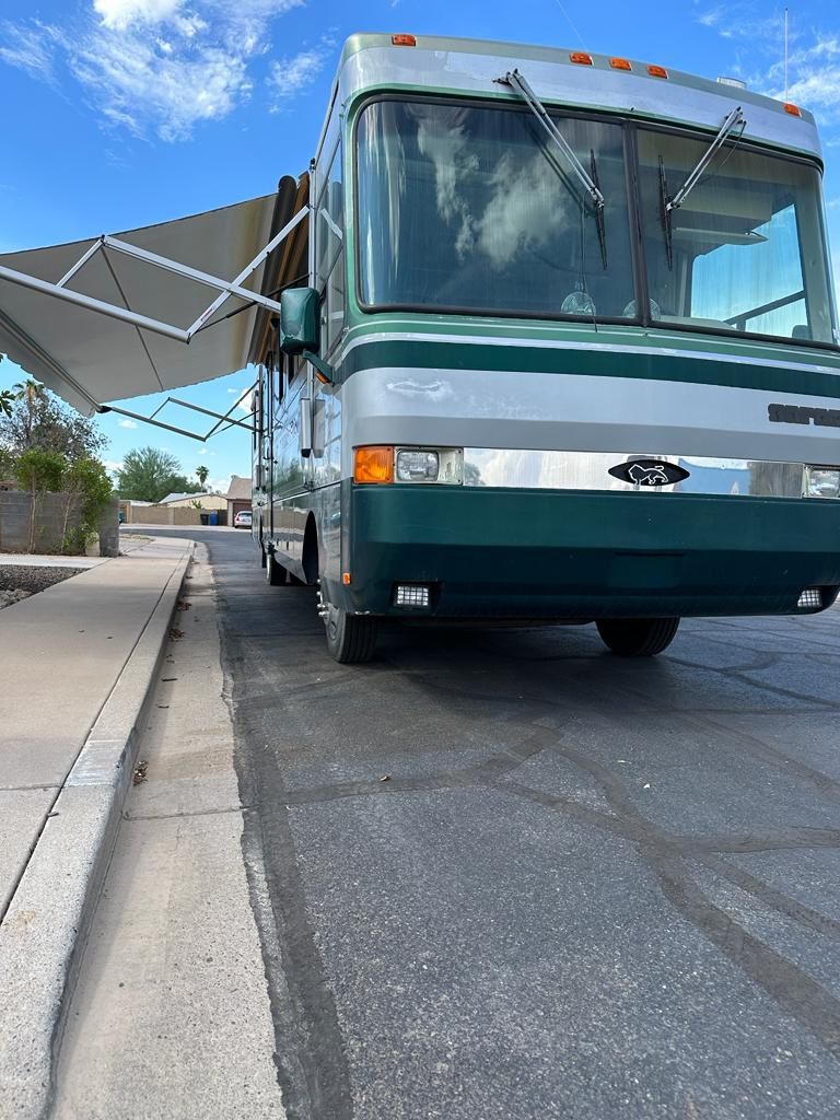 1997 Safari Magnum Diesel Pusher Class A