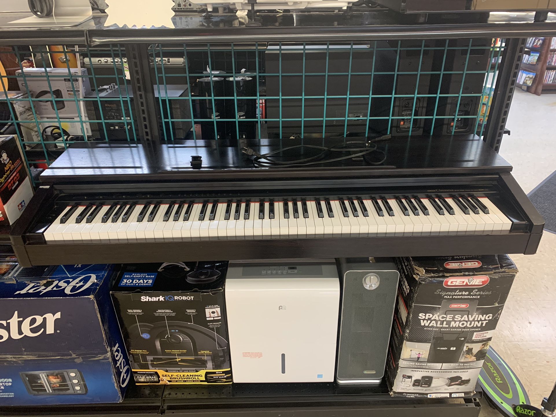 Yamaha Clavinova CLP-760 88 Weighted Key digital piano