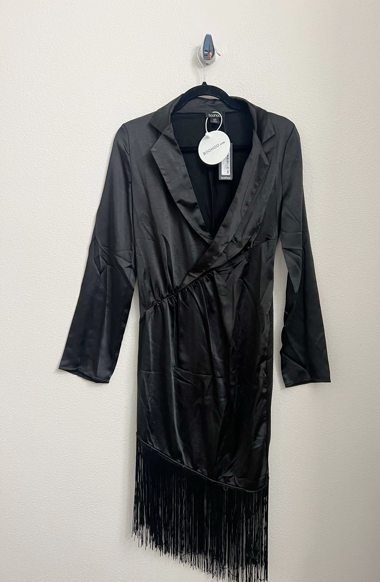 Black Dress By Boohoo NWT Size 4