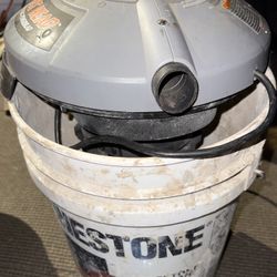 Bucket Head 5 Gallon Shop Vacuum (Missing Hose)
