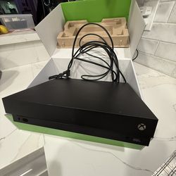 Xbox One S 1TB – Great Condition, Ready for Fun!