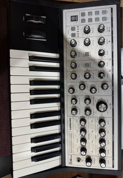 Moog SubPhatty Synth