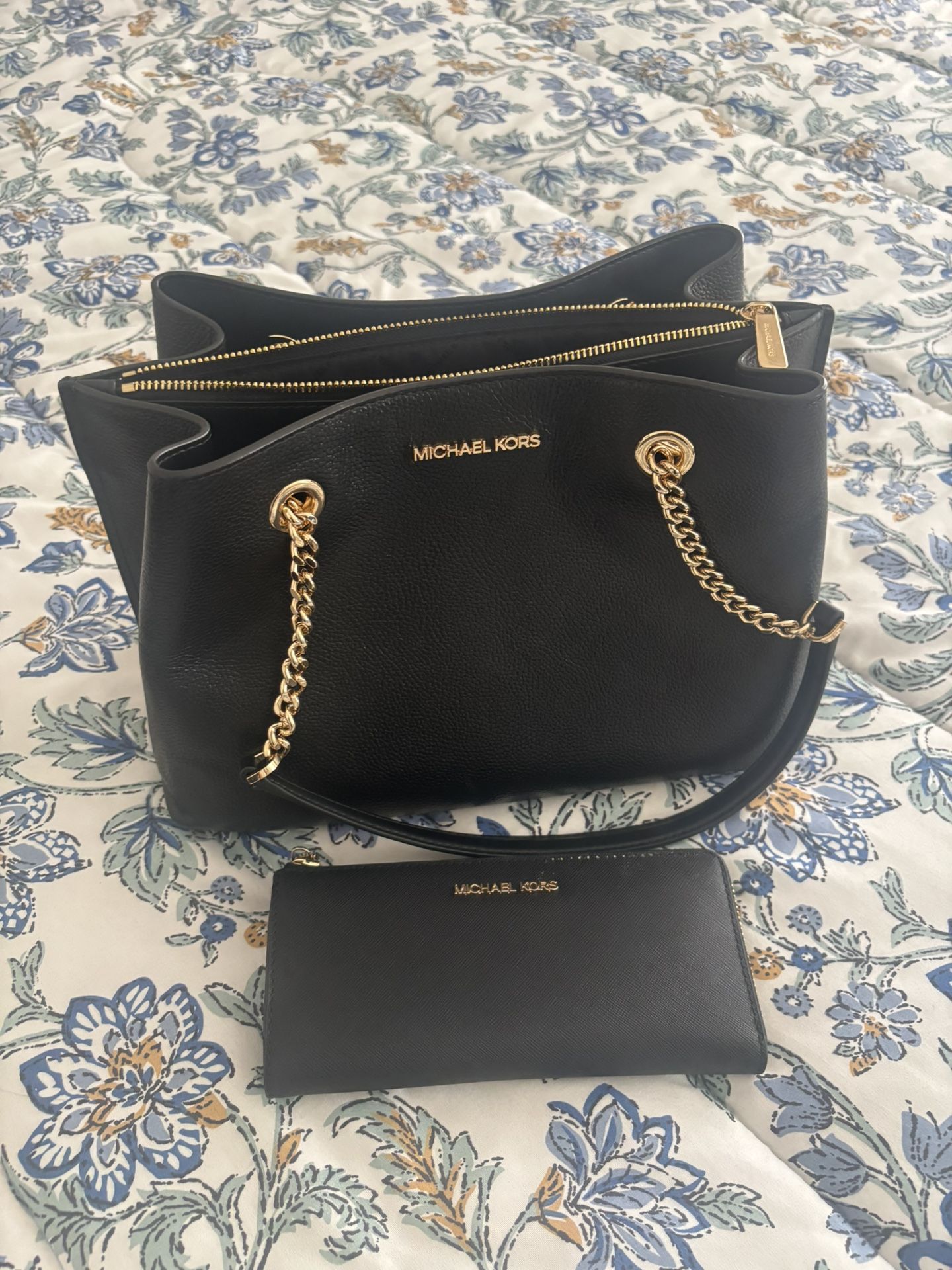 Michael Kors Purse And Wallet