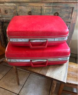 Vintage 1960s Samsonite luggage set