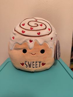 Brand New With Tag Chanel The Cinnamon Rolls Squishmallow