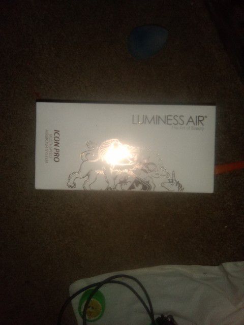 Brand New Luminess Air Kit**(( Never Used )))***