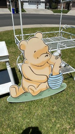 Winnie the Pooh Cut Out 3FT