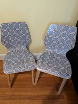 2 Dining Chairs