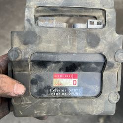 Kawasaki Ninja Zx600p Motorcycle Ecm Unit 