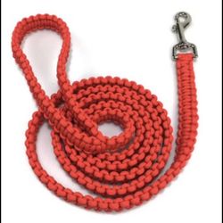 Hand-Made Paracorded Dog Leashes