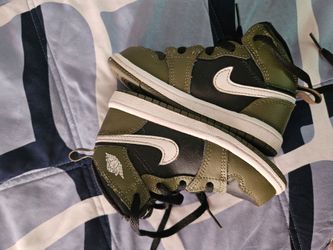 Boys jordans
